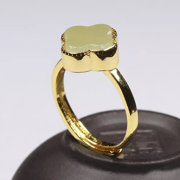 Certified Nephrite Jade Clover Ring Size Adjustable - Fine Prosperity Piece! - Picture 2 of 9